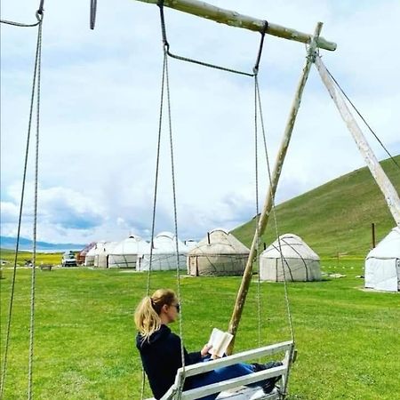 فندق Yurt Camp Azamat At Song Kol Lake Bagysh المظهر الخارجي الصورة
